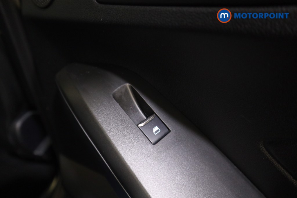 Ford Focus St-Line X Automatic Petrol Hatchback - Stock Number (1619499) - 23rd supplementary image