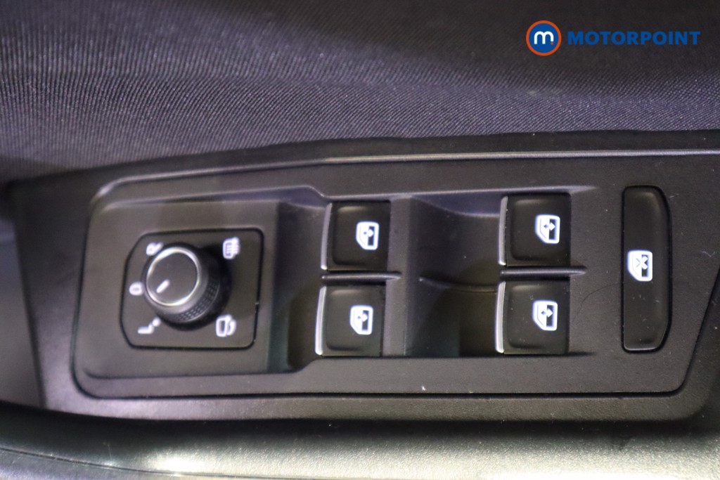 Volkswagen T-Roc Design Automatic Petrol SUV - Stock Number (1619638) - 15th supplementary image