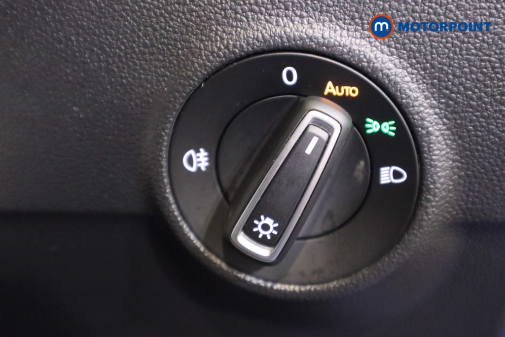 Volkswagen T-Roc Design Automatic Petrol SUV - Stock Number (1619638) - 16th supplementary image