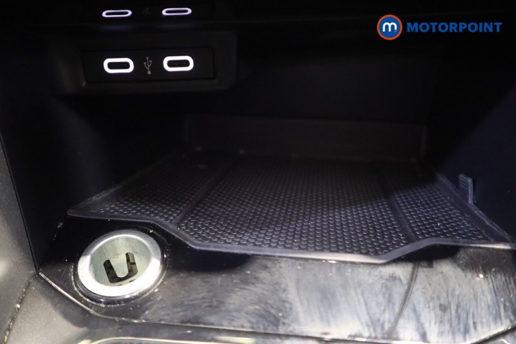 Volkswagen T-Roc Design Automatic Petrol SUV - Stock Number (1619638) - 21st supplementary image