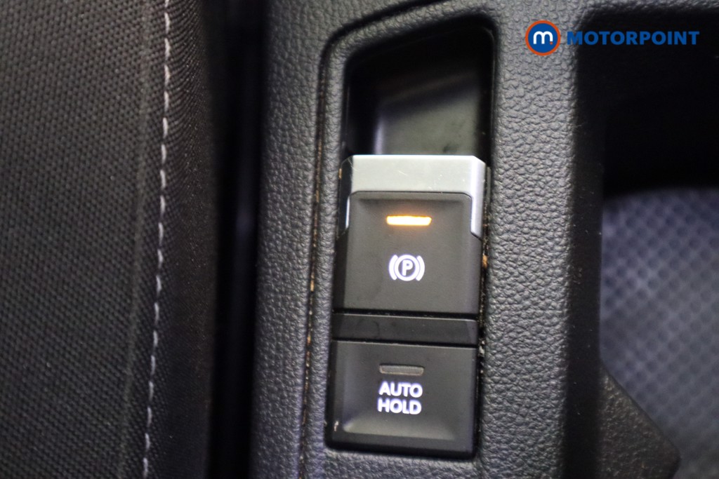 Volkswagen T-Roc Design Automatic Petrol SUV - Stock Number (1619638) - 23rd supplementary image