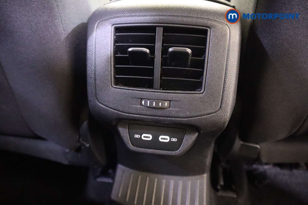 Volkswagen T-Roc Design Automatic Petrol SUV - Stock Number (1619638) - 28th supplementary image