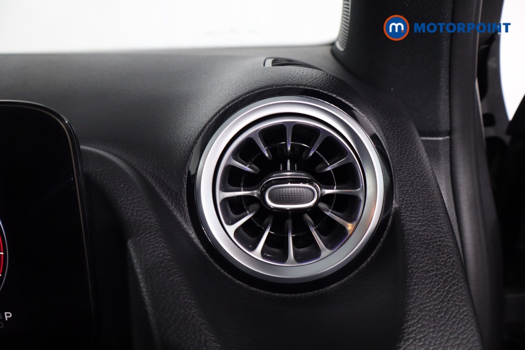 Mercedes-Benz GLA Amg Line Automatic Petrol SUV - Stock Number (1619658) - 17th supplementary image