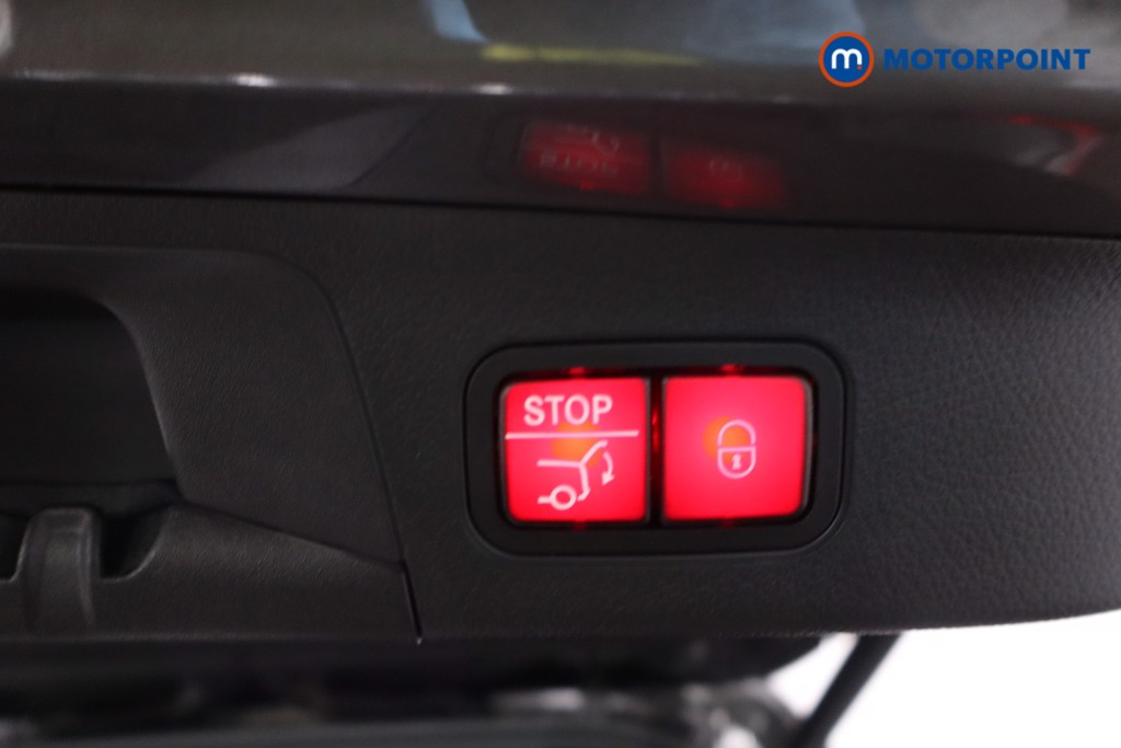 Mercedes-Benz GLA Amg Line Automatic Petrol SUV - Stock Number (1619658) - 39th supplementary image