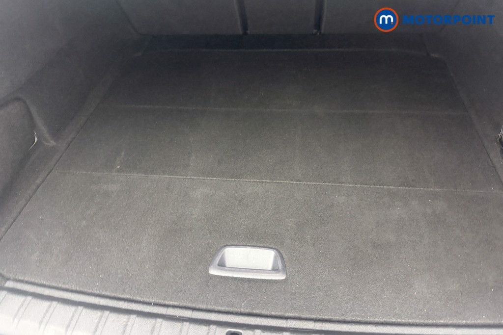 BMW 2 Series Sport Manual Petrol Saloon - Stock Number (1619765) - 3rd supplementary image