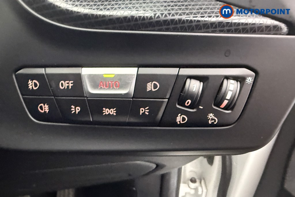 BMW 2 Series Sport Manual Petrol Saloon - Stock Number (1619765) - 11th supplementary image