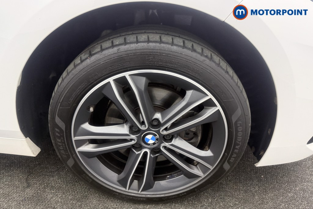 BMW 2 Series Sport Manual Petrol Saloon - Stock Number (1619765) - 24th supplementary image