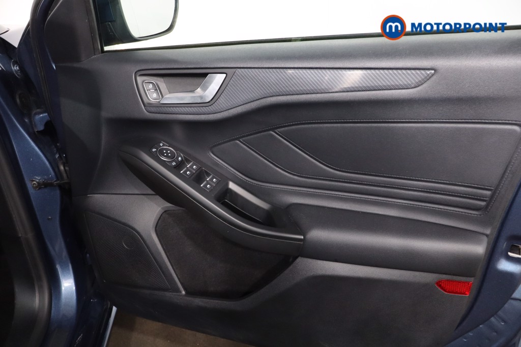 Ford Focus St-Line X Automatic Petrol Hatchback - Stock Number (1619803) - 22nd supplementary image