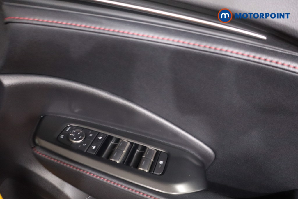 Lexus LBX Premium Plus Automatic Petrol-Electric Hybrid SUV - Stock Number (1620015) - 25th supplementary image