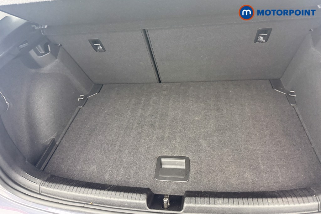 Volkswagen Polo Life Automatic Petrol Hatchback - Stock Number (1620171) - 2nd supplementary image