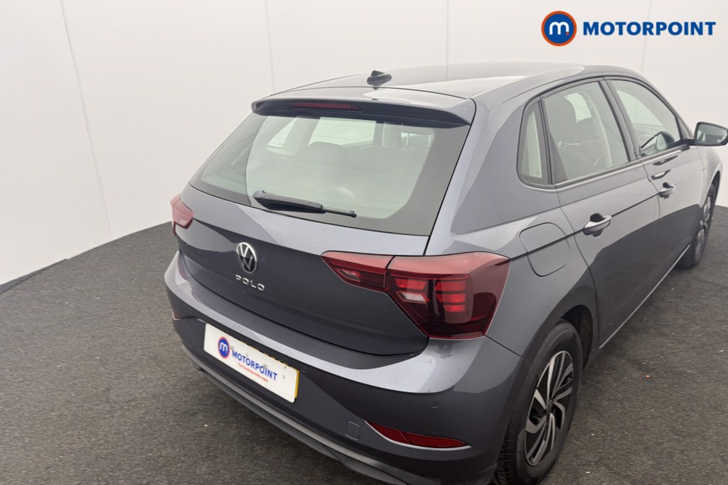 Volkswagen Polo Life Automatic Petrol Hatchback - Stock Number (1620171) - 4th supplementary image