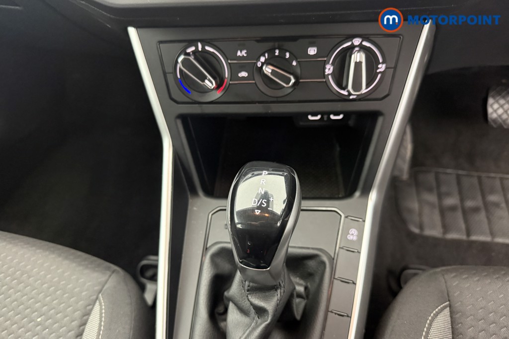 Volkswagen Polo Life Automatic Petrol Hatchback - Stock Number (1620171) - 15th supplementary image