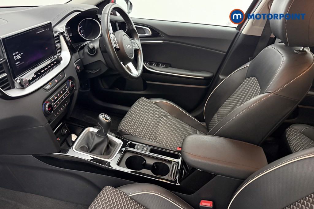 KIA Xceed 3 Manual Petrol Hatchback - Stock Number (1620321) - 2nd supplementary image