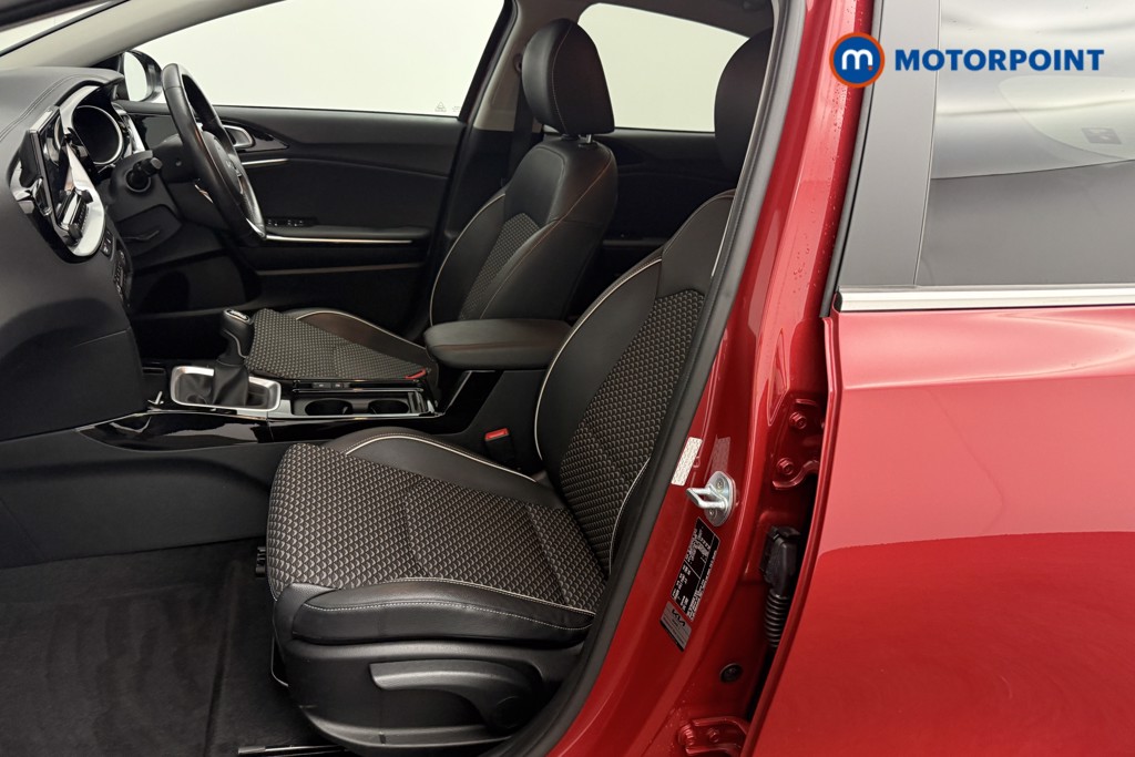 KIA Xceed 3 Manual Petrol Hatchback - Stock Number (1620321) - 1st supplementary image