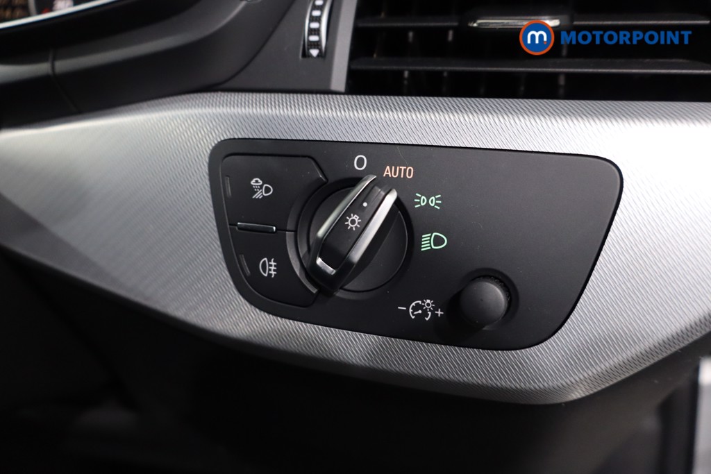 Audi A4 SE Manual Petrol Saloon - Stock Number (1620496) - 17th supplementary image