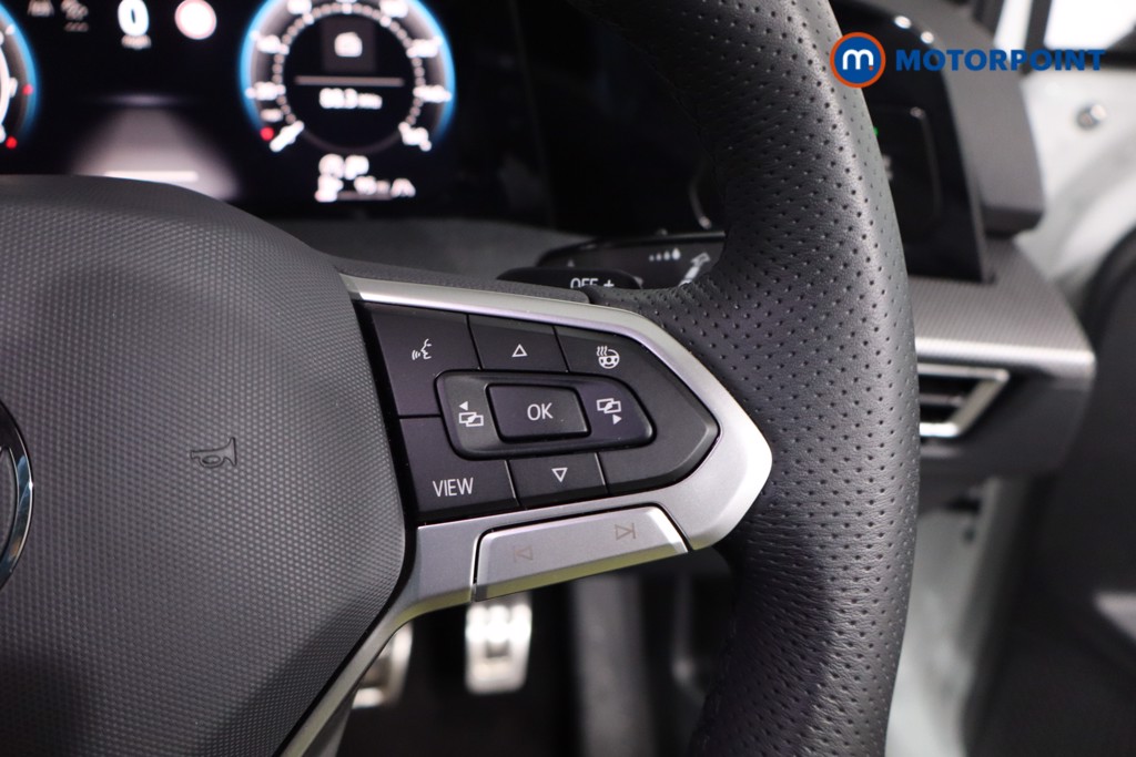 Volkswagen Golf R-Line Automatic Petrol Hatchback - Stock Number (1620573) - 8th supplementary image