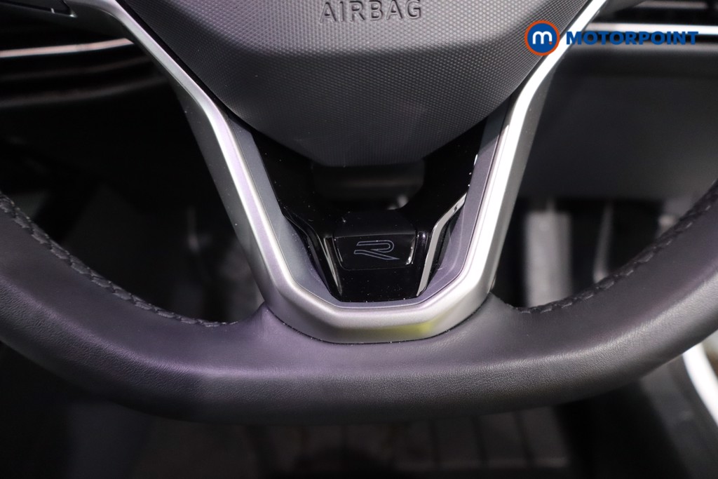 Volkswagen Golf R-Line Automatic Petrol Hatchback - Stock Number (1620573) - 16th supplementary image