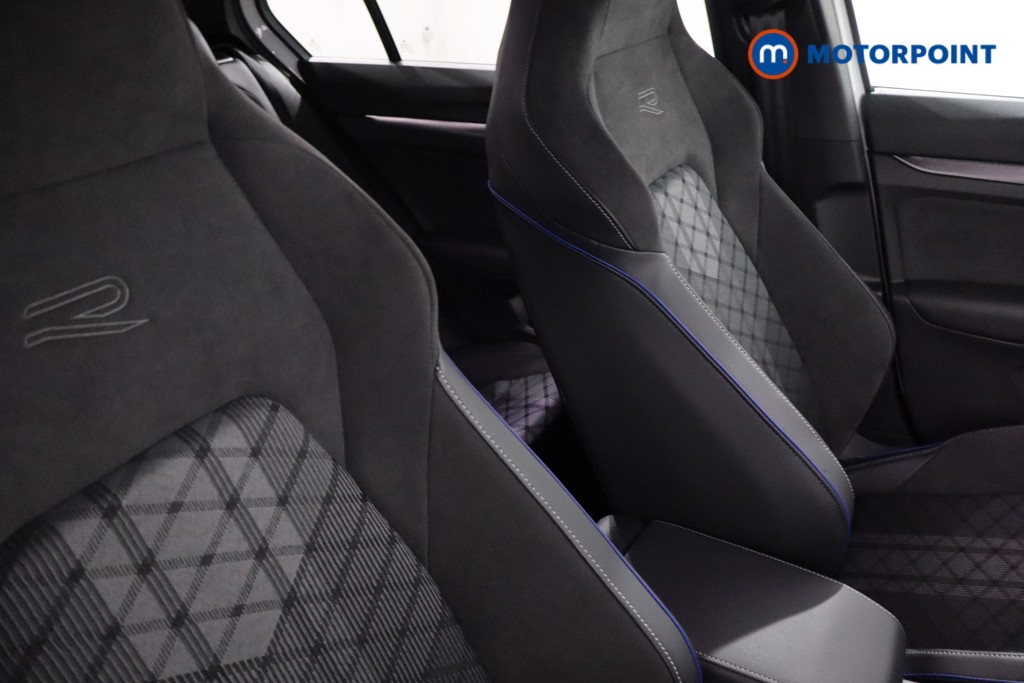 Volkswagen Golf R-Line Automatic Petrol Hatchback - Stock Number (1620573) - 25th supplementary image