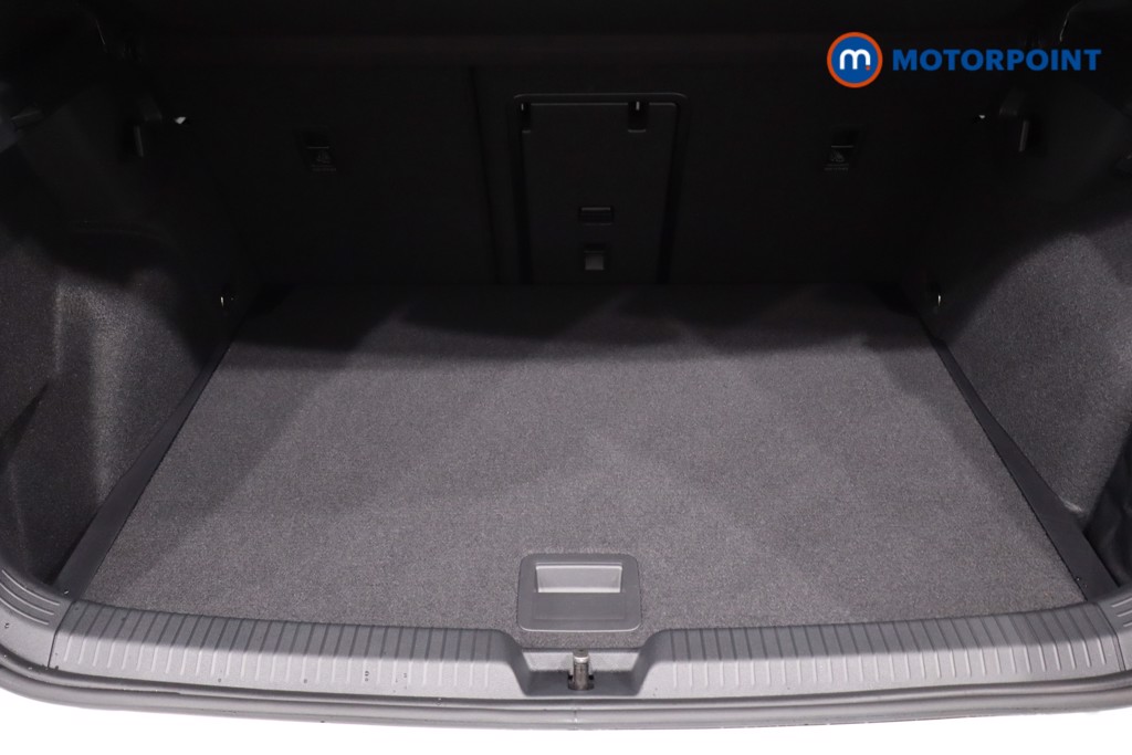 Volkswagen Golf R-Line Automatic Petrol Hatchback - Stock Number (1620573) - 44th supplementary image