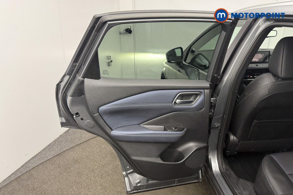 Nissan Qashqai Tekna Automatic Petrol-Electric Hybrid SUV - Stock Number (1620592) - 6th supplementary image