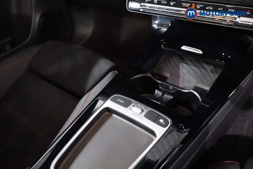 Mercedes-Benz A Class Amg Line Automatic Petrol Hatchback - Stock Number (1620618) - 21st supplementary image