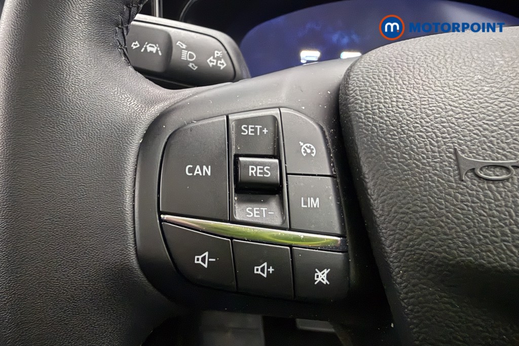 Ford Focus Active X Automatic Petrol Estate - Stock Number (1621064) - 14th supplementary image