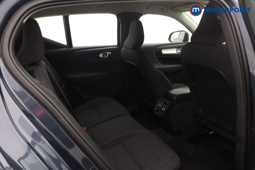 Volvo Xc40 Momentum Manual Petrol SUV - Stock Number (1591367) - 10th supplementary image