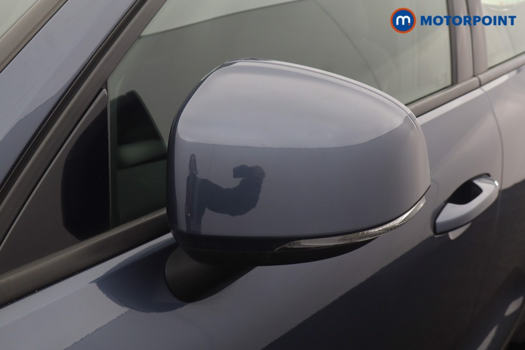 Volvo Xc40 Momentum Manual Petrol SUV - Stock Number (1591367) - 25th supplementary image