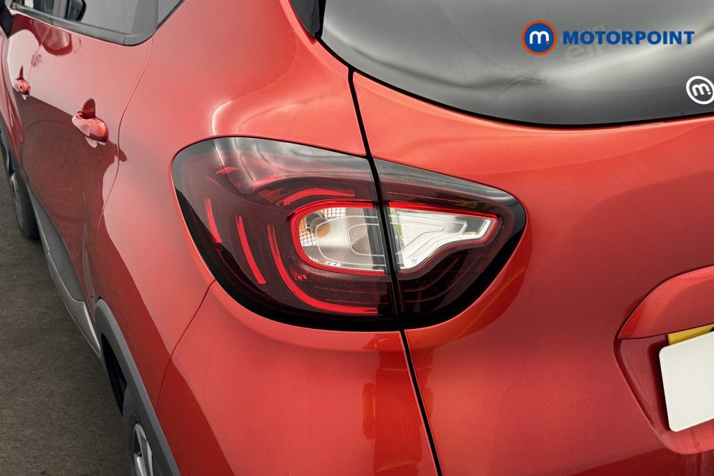 Renault Captur Iconic Automatic Diesel SUV - Stock Number (1599310) - 7th supplementary image