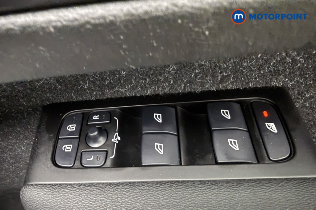 Volvo Xc40 R Design Pro Automatic Petrol SUV - Stock Number (1600044) - 18th supplementary image