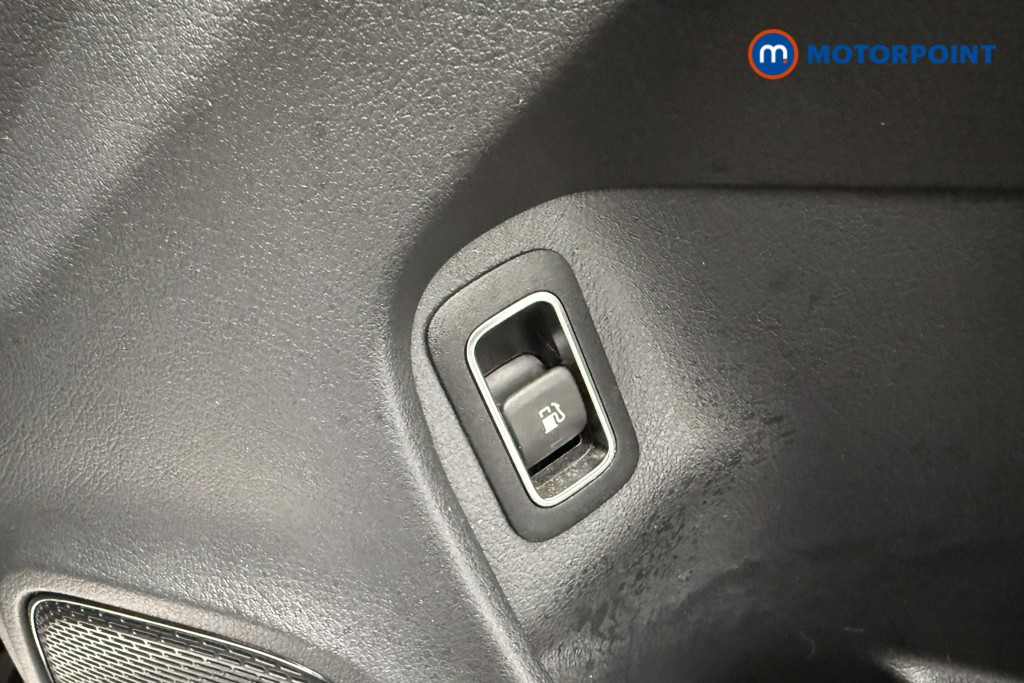 Mercedes-Benz CLA Amg Line Automatic Petrol Plug-In Hybrid Coupe - Stock Number (1600384) - 19th supplementary image