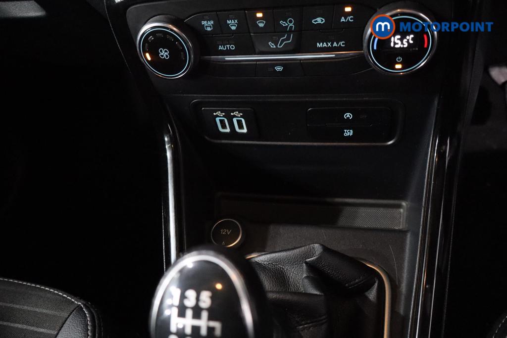 Ford Ecosport Titanium Manual Petrol SUV - Stock Number (1601622) - 16th supplementary image