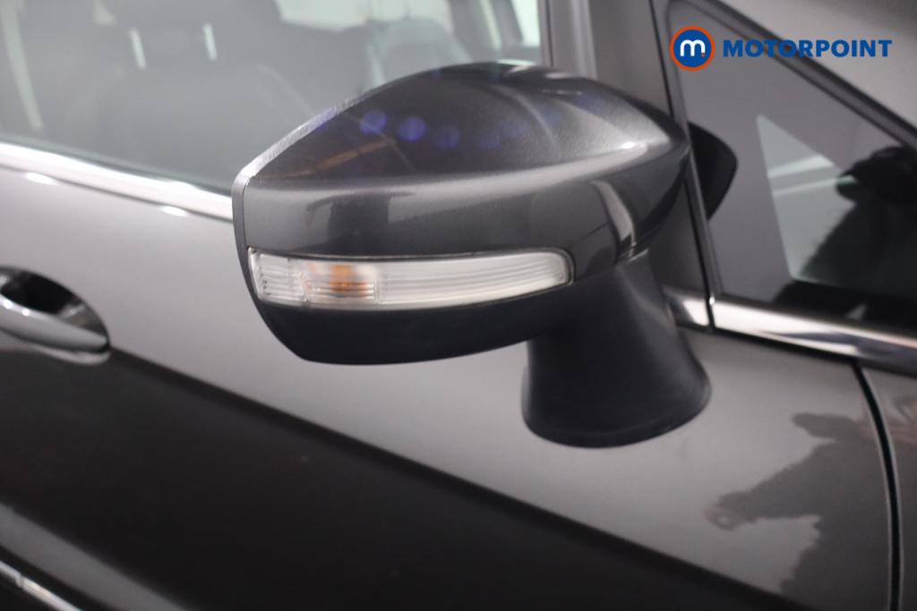 Ford Ecosport Titanium Manual Petrol SUV - Stock Number (1601622) - 23rd supplementary image