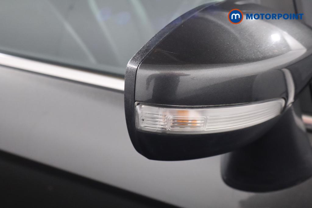 Ford Ecosport Titanium Manual Petrol SUV - Stock Number (1601622) - 24th supplementary image