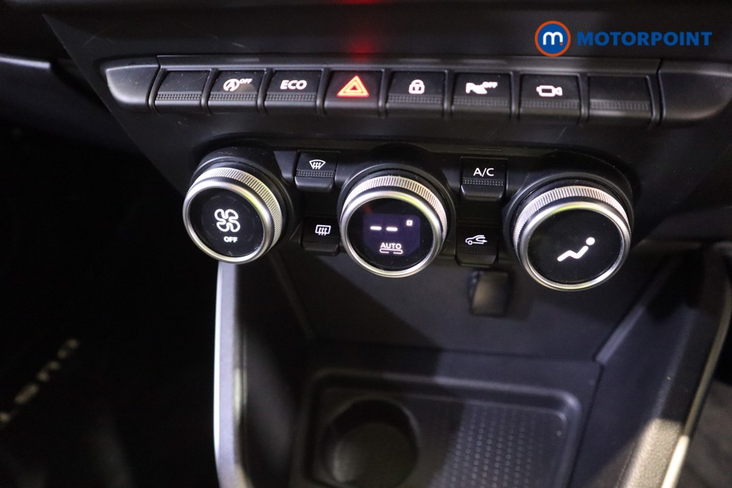Dacia Duster Prestige Manual Petrol SUV - Stock Number (1605275) - 5th supplementary image