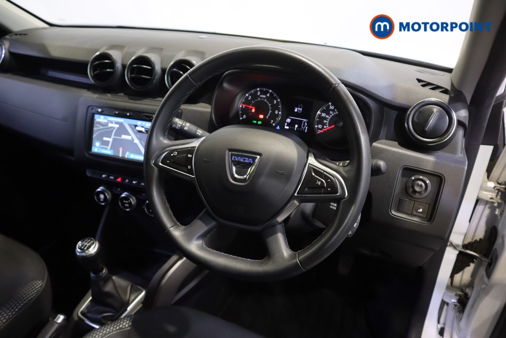 Dacia Duster Prestige Manual Petrol SUV - Stock Number (1605275) - 1st supplementary image