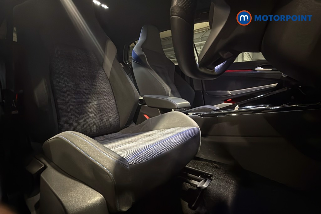 Volkswagen Golf GTE Automatic Petrol Plug-In Hybrid Hatchback - Stock Number (1607844) - 22nd supplementary image