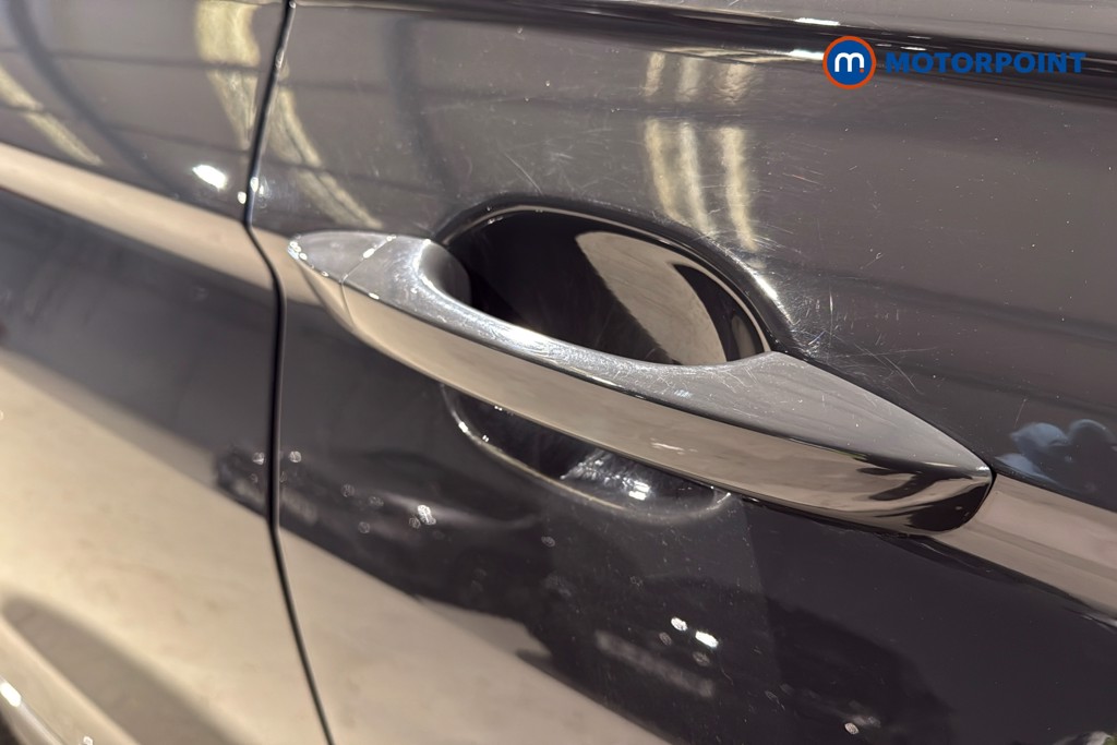 Volkswagen Tiguan Life Automatic Diesel SUV - Stock Number (1608310) - 42nd supplementary image