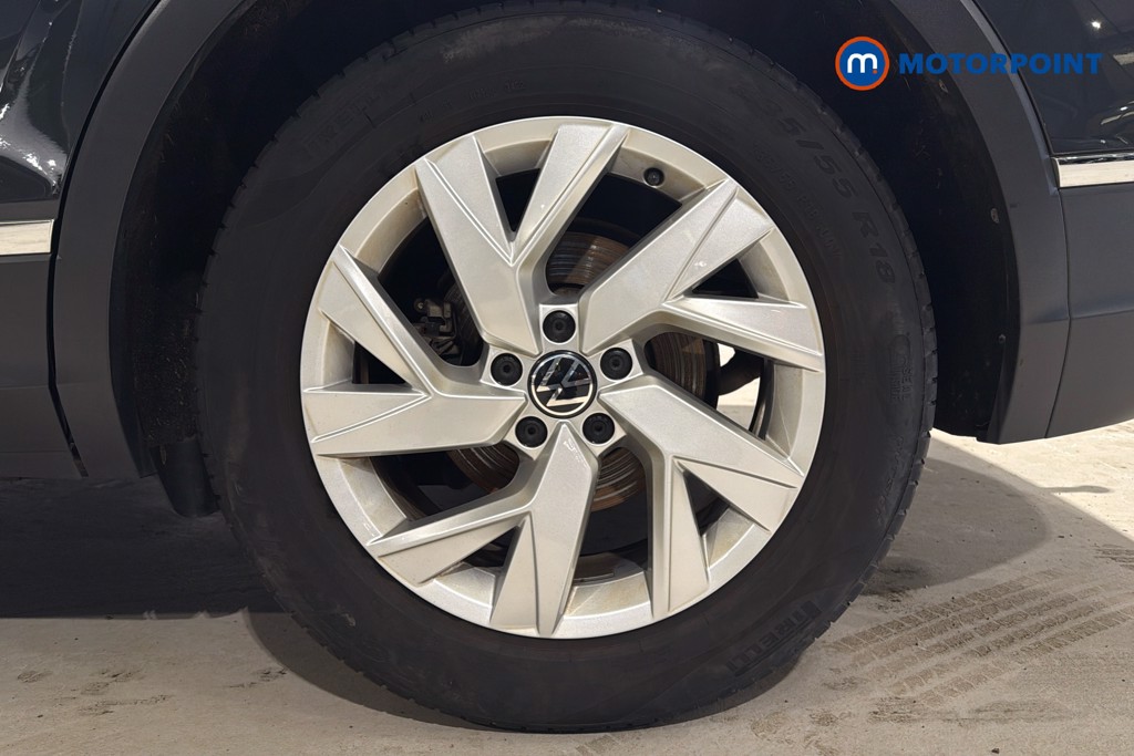 Volkswagen Tiguan Life Automatic Diesel SUV - Stock Number (1608310) - 48th supplementary image