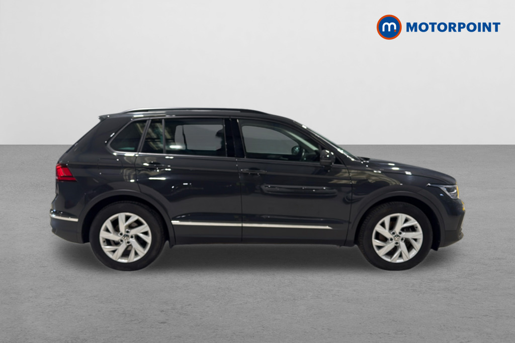 Volkswagen Tiguan Life Automatic Diesel SUV - Stock Number (1608310) - Drivers side