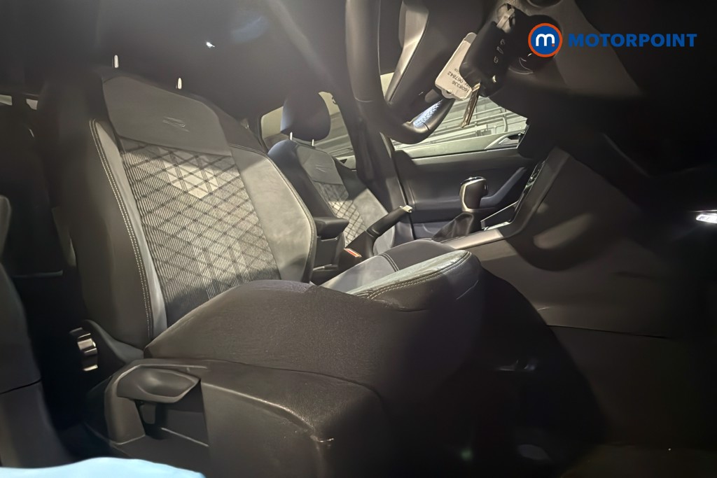 Volkswagen Taigo R-Line Automatic Petrol SUV - Stock Number (1608336) - 22nd supplementary image