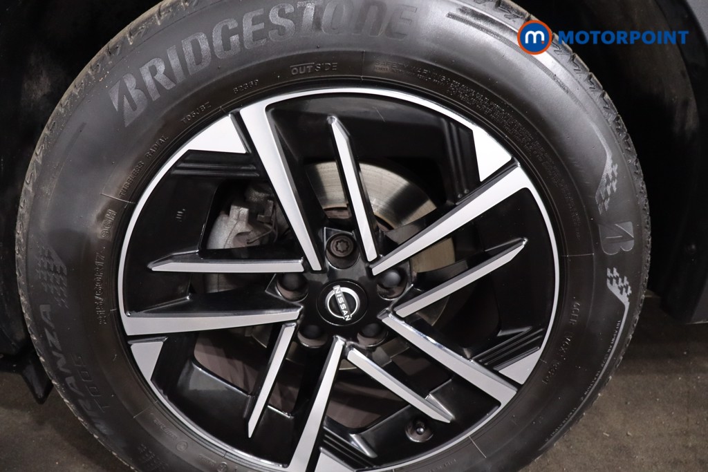 Nissan Juke N-Connecta Manual Petrol SUV - Stock Number (1610428) - 10th supplementary image