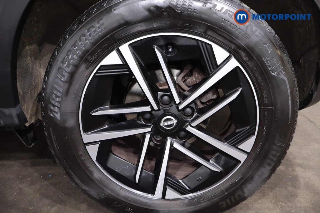 Nissan Juke N-Connecta Manual Petrol SUV - Stock Number (1610428) - 11th supplementary image