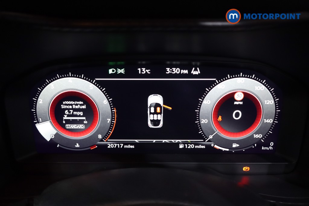 Nissan Juke N-Connecta Manual Petrol SUV - Stock Number (1610428) - 13th supplementary image