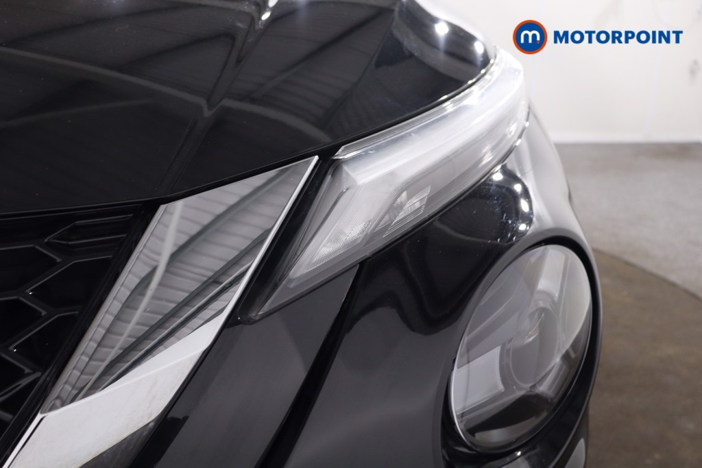 Nissan Juke N-Connecta Manual Petrol SUV - Stock Number (1610428) - 28th supplementary image