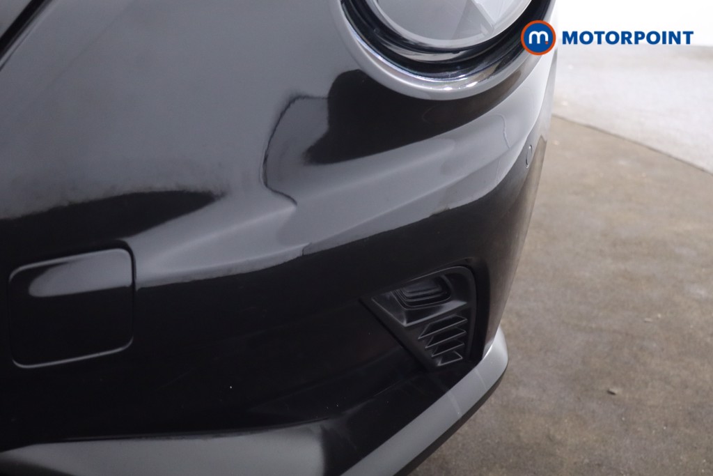 Nissan Juke N-Connecta Manual Petrol SUV - Stock Number (1610428) - 29th supplementary image