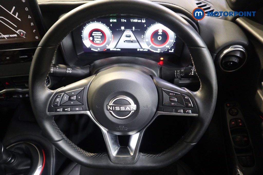 Nissan Juke N-Connecta Manual Petrol SUV - Stock Number (1610444) - 2nd supplementary image