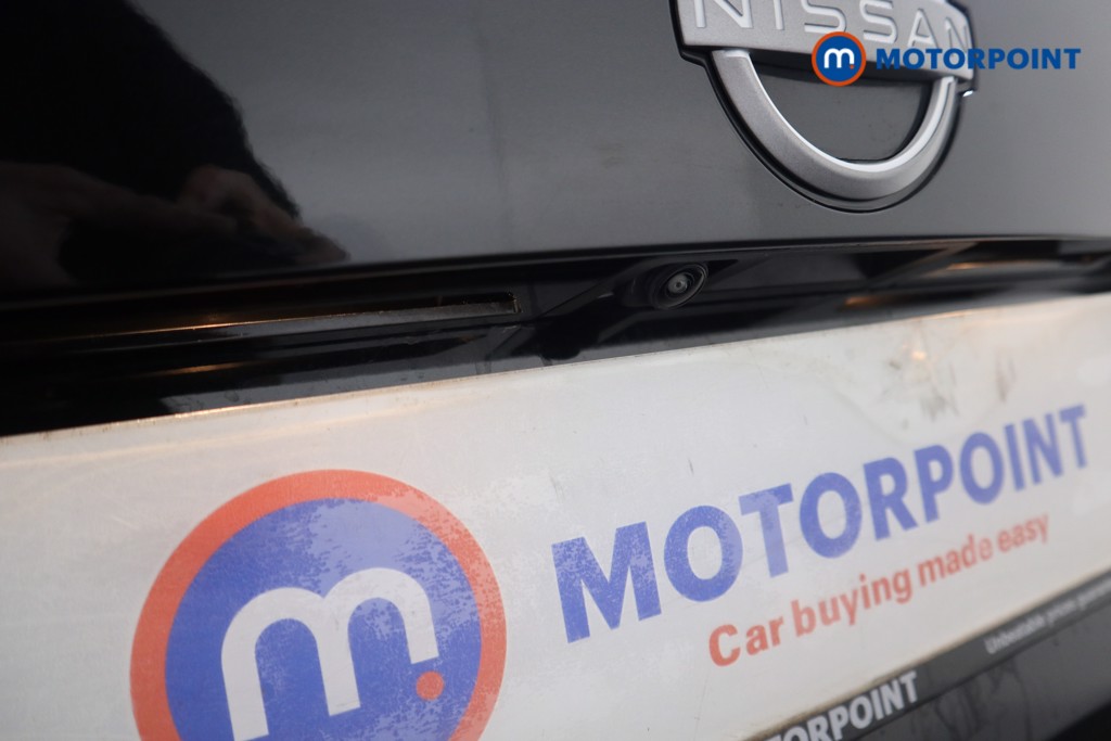 Nissan Juke N-Connecta Manual Petrol SUV - Stock Number (1610444) - 27th supplementary image