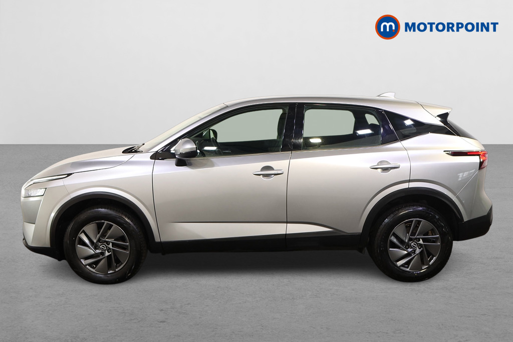 Nissan Qashqai Acenta Premium Automatic Petrol SUV - Stock Number (1610454) - Passenger side