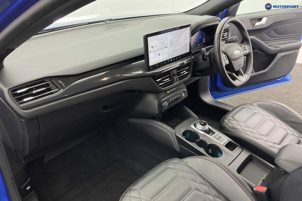 Ford Focus St-Line Vignale Automatic Diesel Hatchback - Stock Number (1612343) - 10th supplementary image